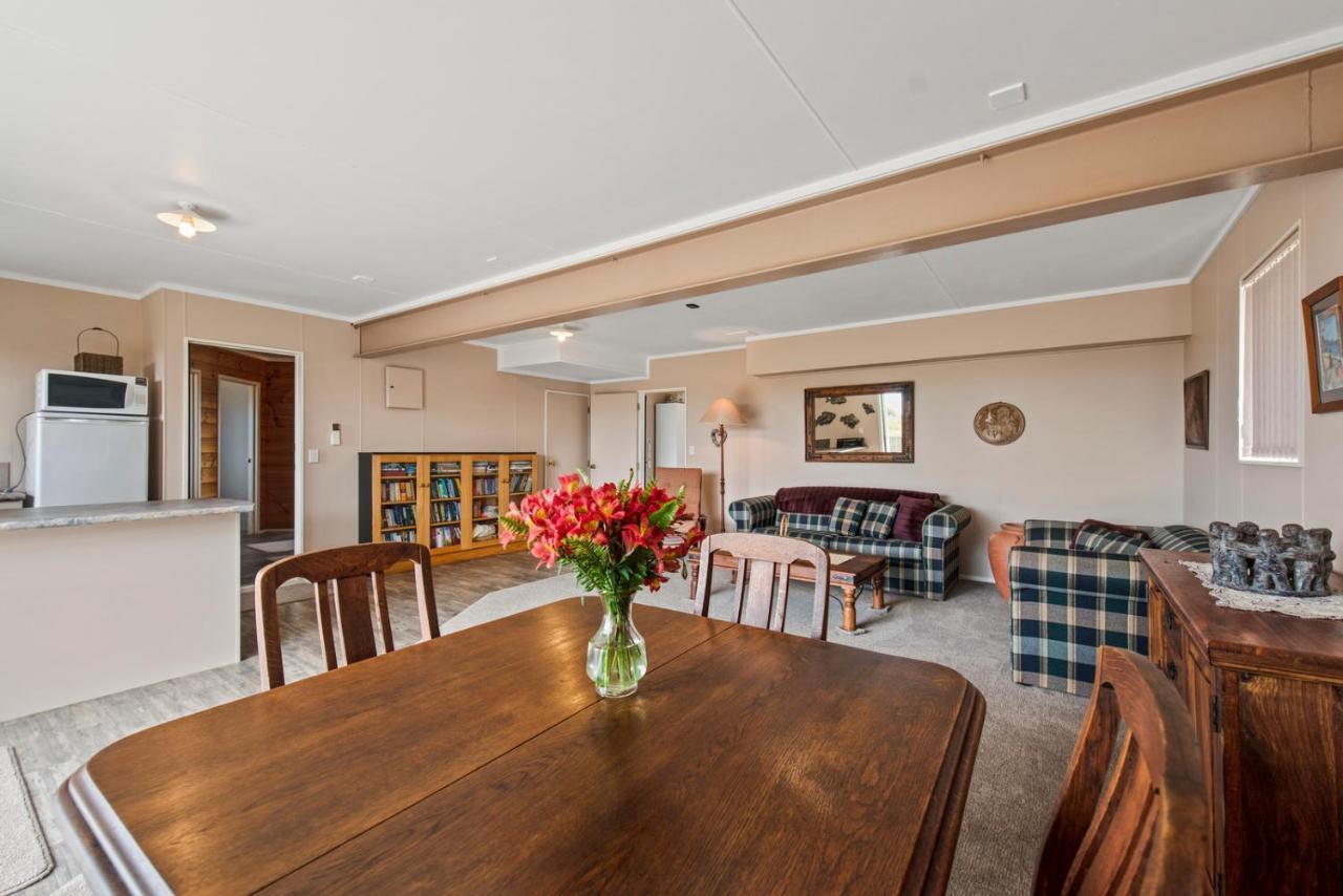Oceanside Bach - Mount Maunganui Holiday Home Extérieur photo